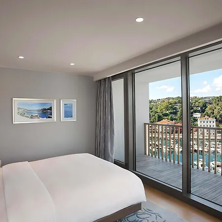 호텔 The Grand Tarabya Managed By Accor 5*